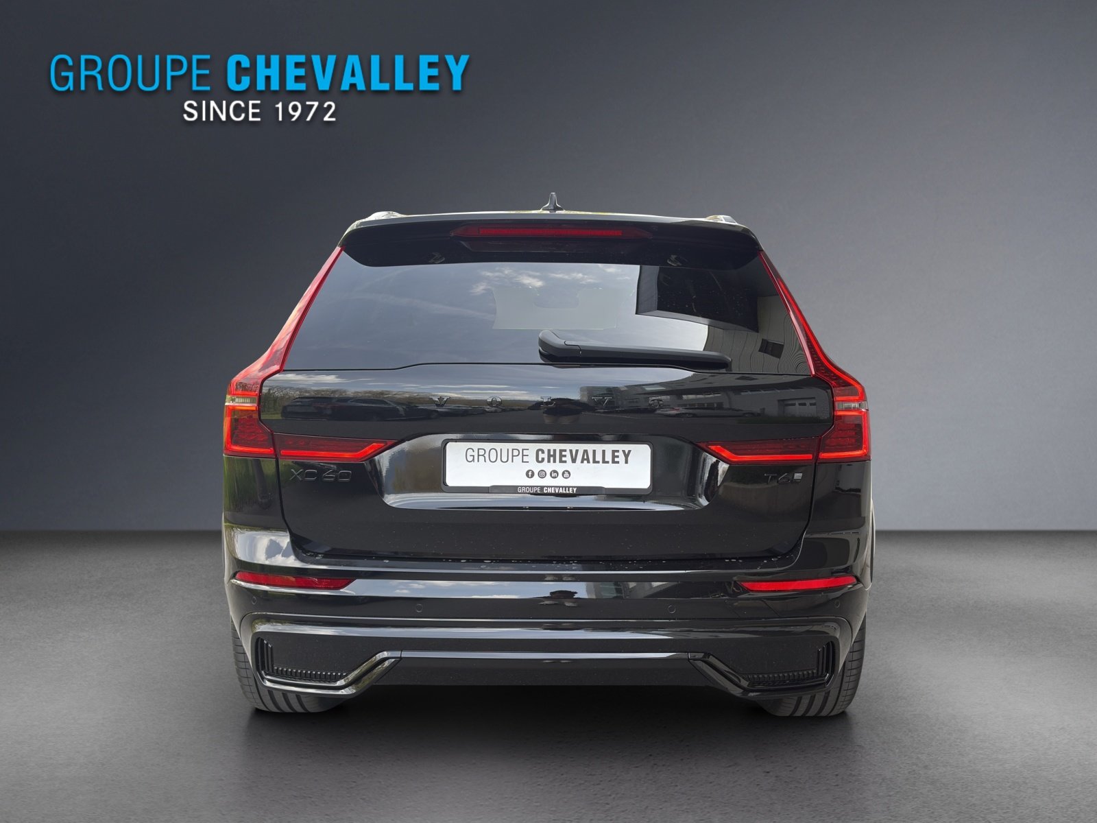 VOLVO XC60 T6 eAWD PluginHybrid Black Edition Geartronic, Hybride Rechargeable Essence/Électricité, Voiture nouvelle, Automatique - 5