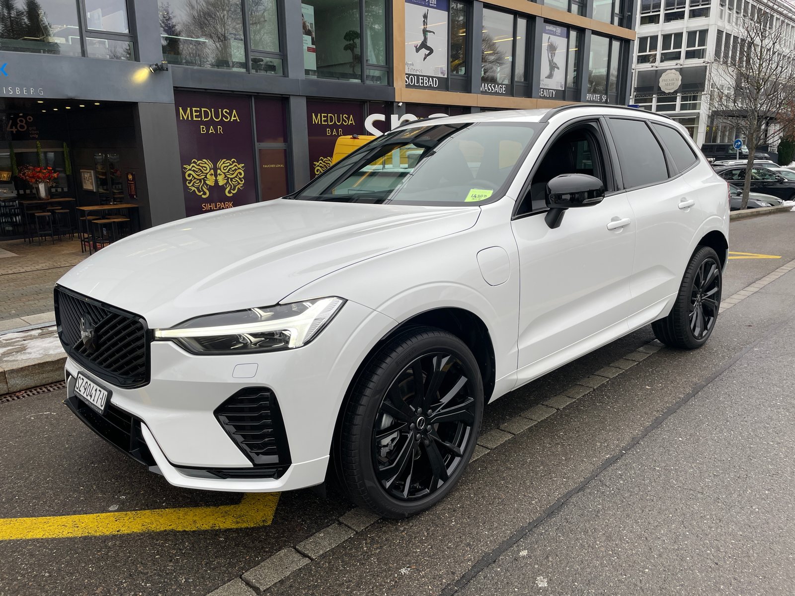 VOLVO XC60 T6 eAWD PluginHybrid Black Edition Geartronic