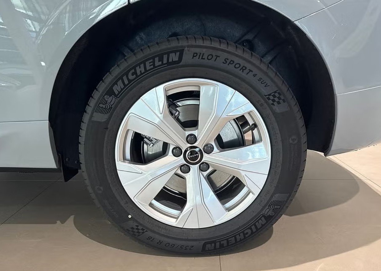 VOLVO XC60 T6 eAWD PluginHybrid Core Geartronic, Plug-in-Hybrid Benzina/Elettrica, Auto nuove, Automatico - 6