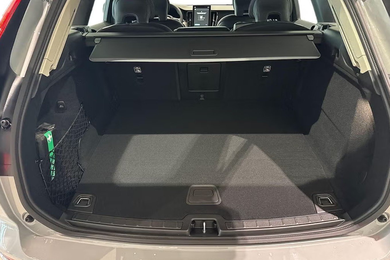 VOLVO XC60 T6 eAWD PluginHybrid Core Geartronic, Plug-in-Hybrid Benzina/Elettrica, Auto nuove, Automatico - 7