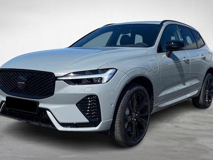 VOLVO XC60 T6 eAWD PluginHybrid Plus Dark Geartronic, Plug-in-Hybrid Petrol/Electric, New car, Automatic