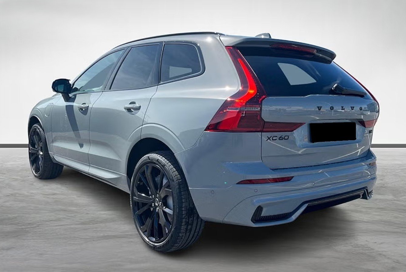VOLVO XC60 T6 eAWD PluginHybrid Plus Dark Geartronic, Plug-in-Hybrid Benzina/Elettrica, Auto nuove, Automatico - 4