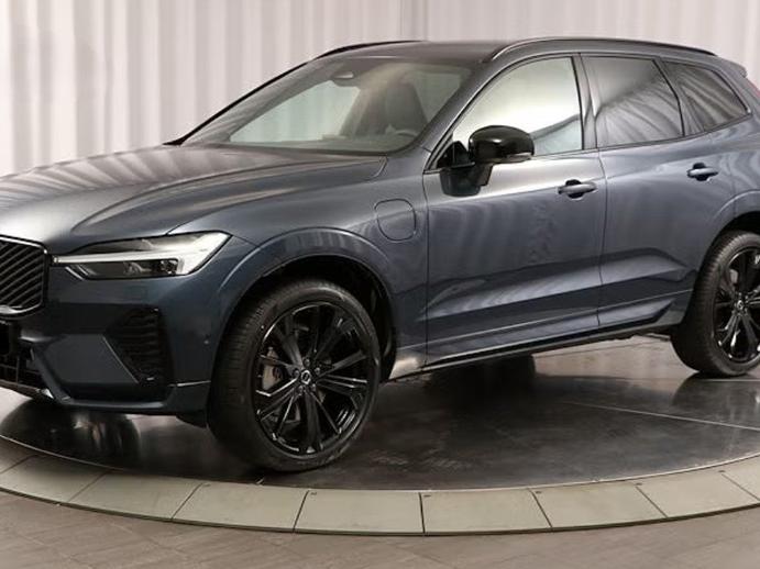 VOLVO XC60 T6 eAWD PluginHybrid Plus Dark Geartronic, Plug-in-Hybrid Petrol/Electric, New car, Automatic