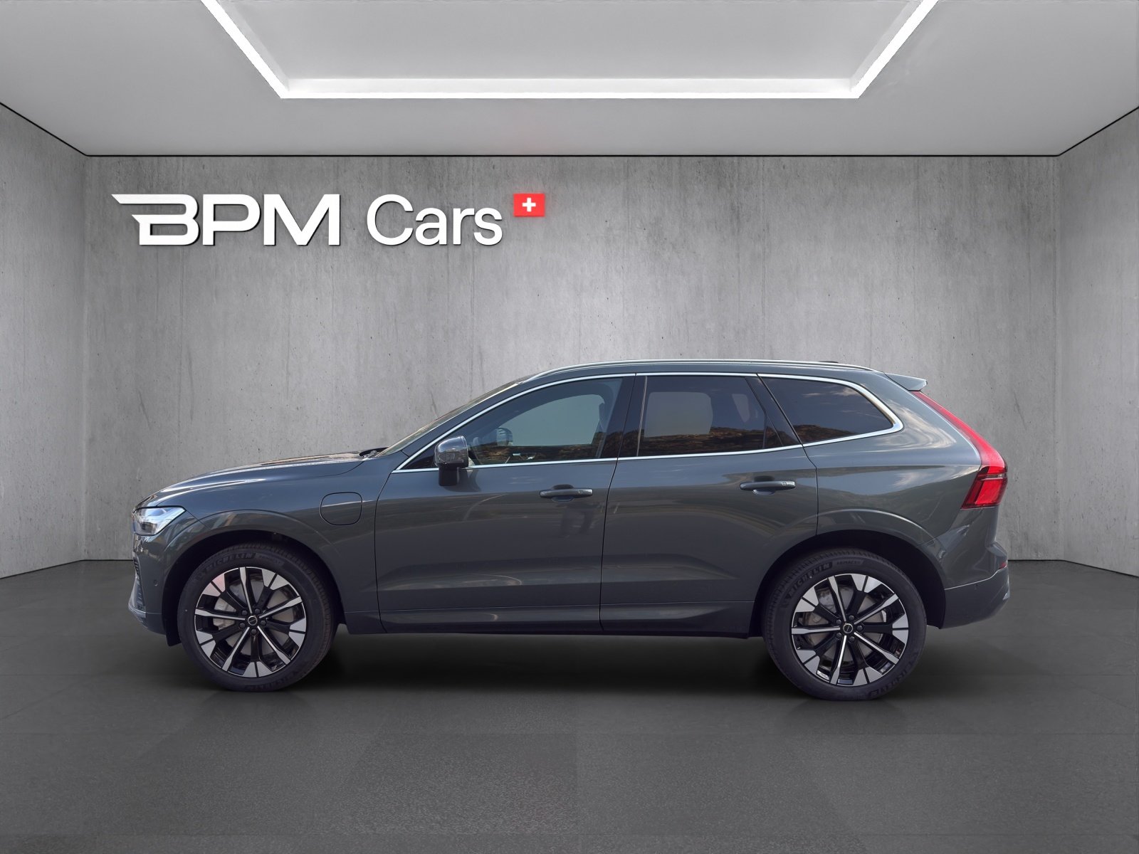 VOLVO XC60 T6 eAWD PluginHybrid Ultra Bright Geartronic, Plug-in-Hybrid Benzin/Elektro, Neuwagen, Automatik - 2
