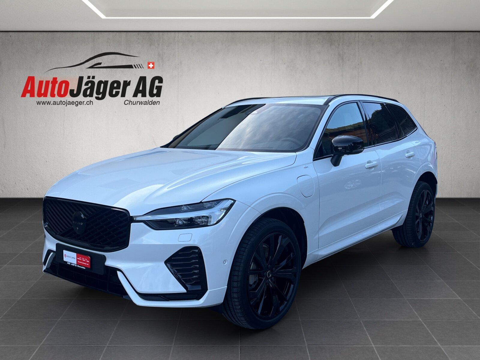 VOLVO XC60 T8 eAWD PluginHybrid Black Edition Geartronic, Hybride Rechargeable Essence/Électricité, Voiture nouvelle, Automatique - 3