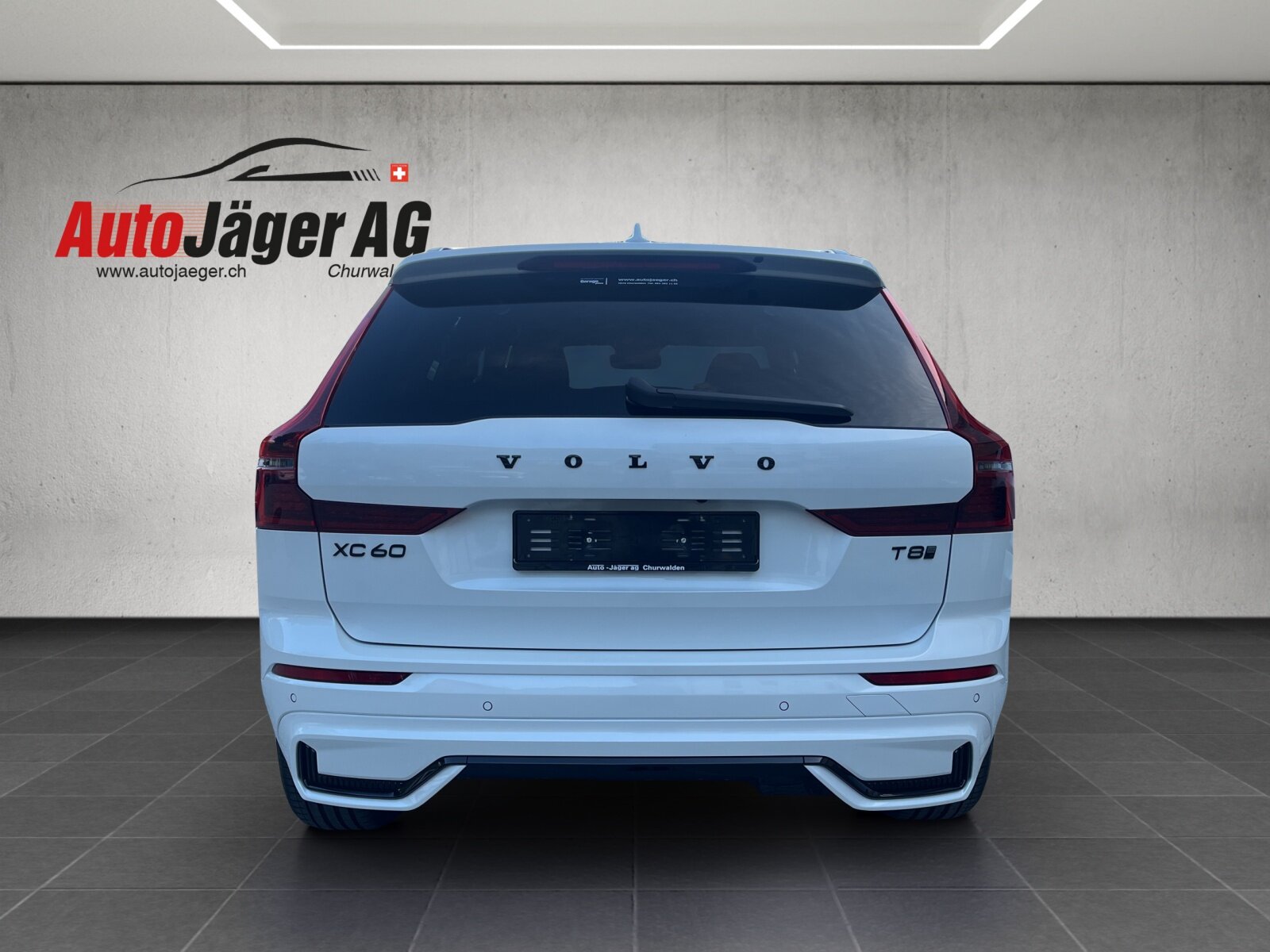 VOLVO XC60 T8 eAWD PluginHybrid Black Edition Geartronic, Hybride Rechargeable Essence/Électricité, Voiture nouvelle, Automatique - 5