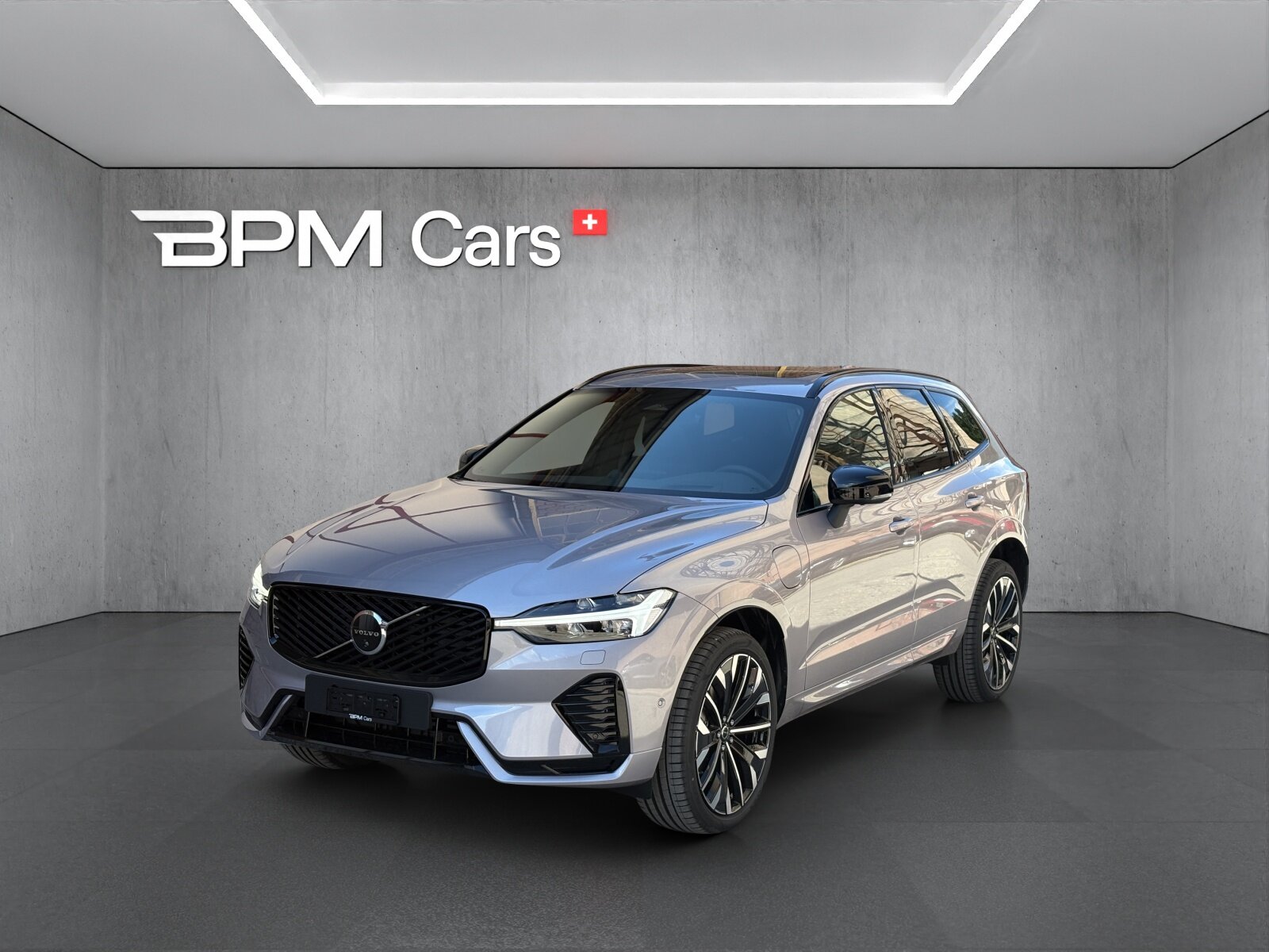 VOLVO XC60 T6 eAWD PluginHybrid Ultra Dark Geartronic
