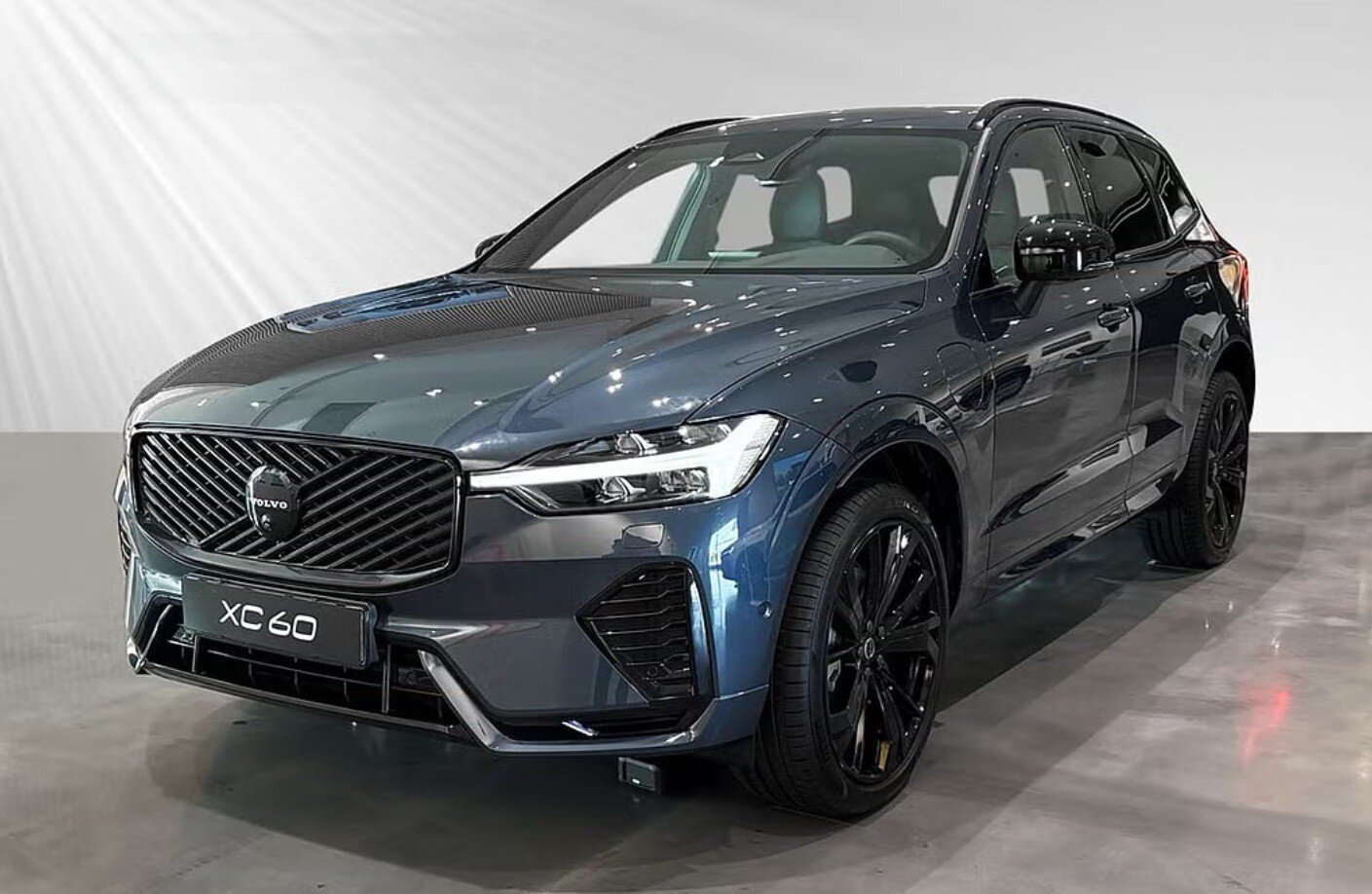 VOLVO XC60 T6 eAWD PluginHybrid Plus Dark Geartronic