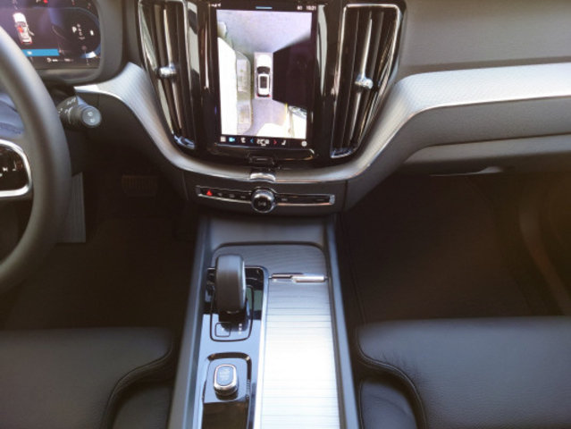 VOLVO XC60 B4 D AWD Plus Bright, Mild-Hybrid Diesel/Electric, Second hand / Used, Automatic - 7