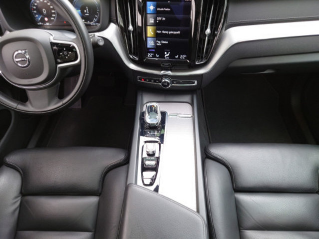 VOLVO XC60 T6 eAWD Inscription, Hybride Rechargeable Essence/Électricité, Occasion / Utilisé, Automatique - 6