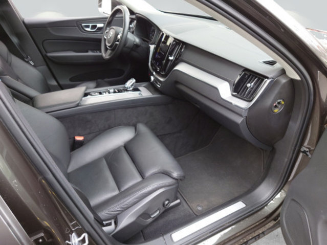 VOLVO XC60 T6 eAWD Inscription, Hybride Rechargeable Essence/Électricité, Occasion / Utilisé, Automatique - 7
