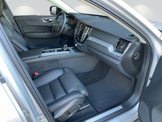 VOLVO XC60 T6 eAWD Ultra Dark, Plug-in-Hybrid Benzina/Elettrica, Occasioni / Usate, Automatico - 7
