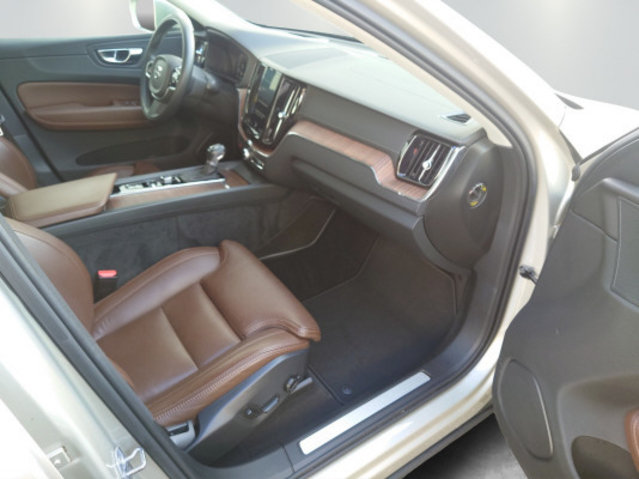 VOLVO XC60 T6 AWD Inscription, Occasion / Utilisé, Automatique - 7