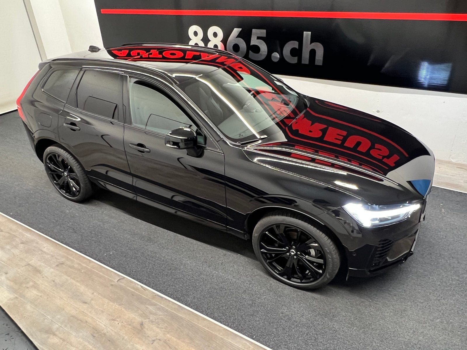 VOLVO XC60 B5 Benzin Mild Hybrid AWD Black Edition Geartronic, Benzin, Occasion / Gebraucht, Automatik - 4