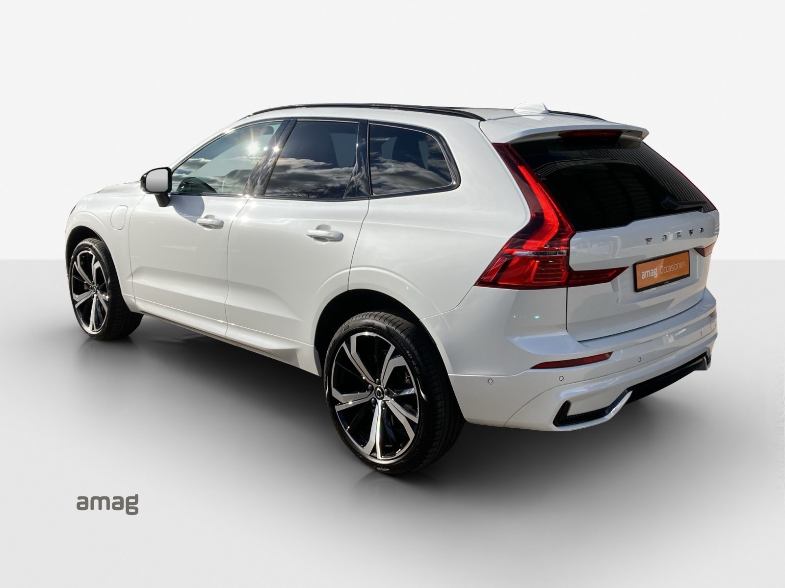 VOLVO XC60 T8 eAWD Ultim Dark, Essence, Occasion / Utilisé, Automatique - 3
