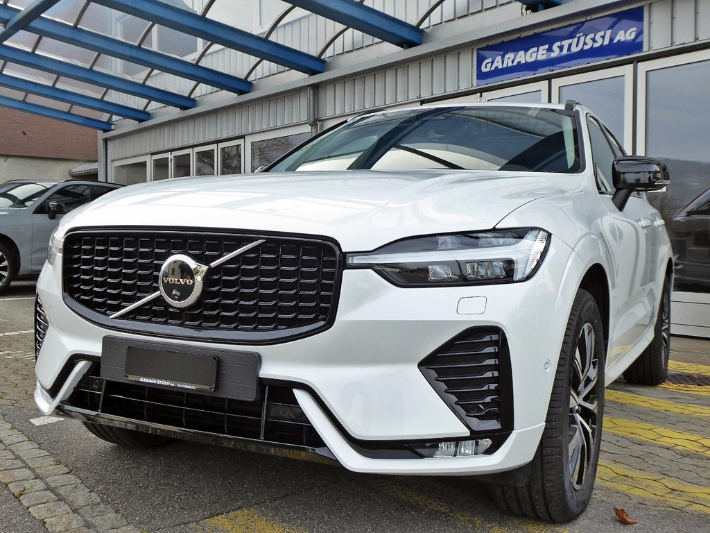 VOLVO XC60 B5 B AWD Plus Dark, Mild-Hybrid Petrol/Electric, Second hand / Used, Automatic