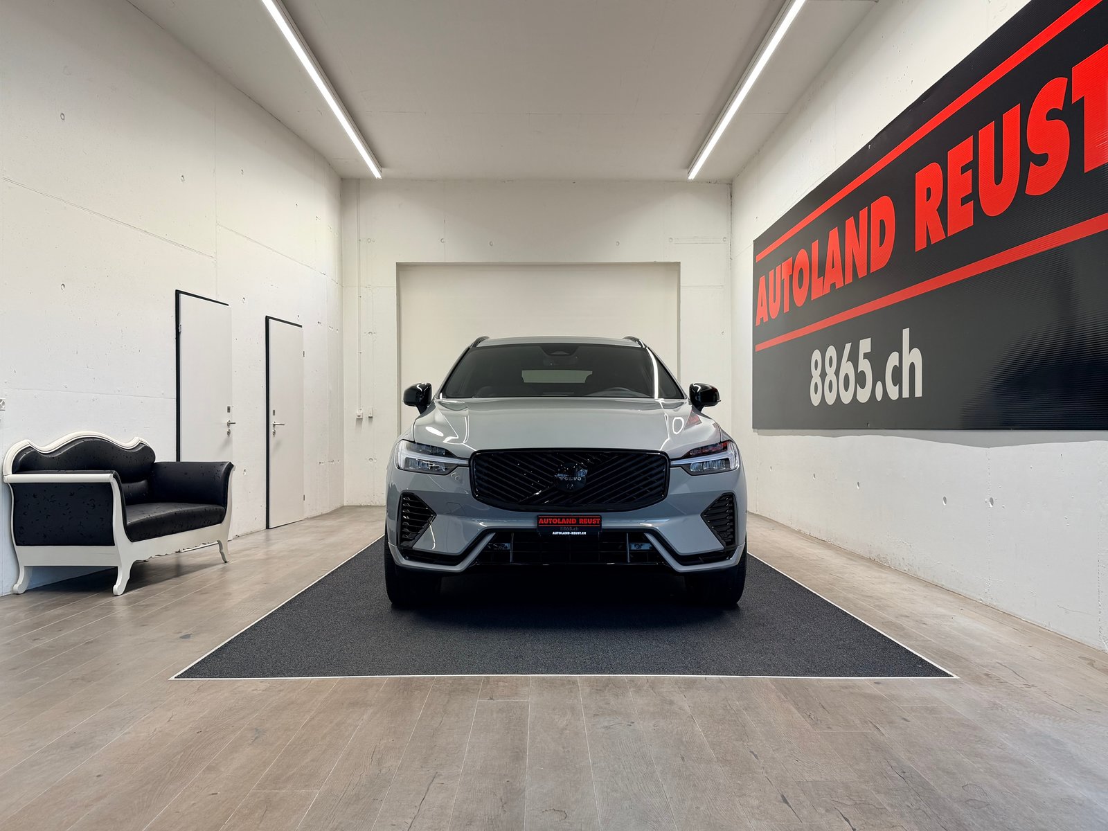 VOLVO XC60 T6 eAWD PluginHybrid Black Edition Geartronic, Hybride Rechargeable Essence/Électricité, Occasion / Utilisé, Automatique - 2