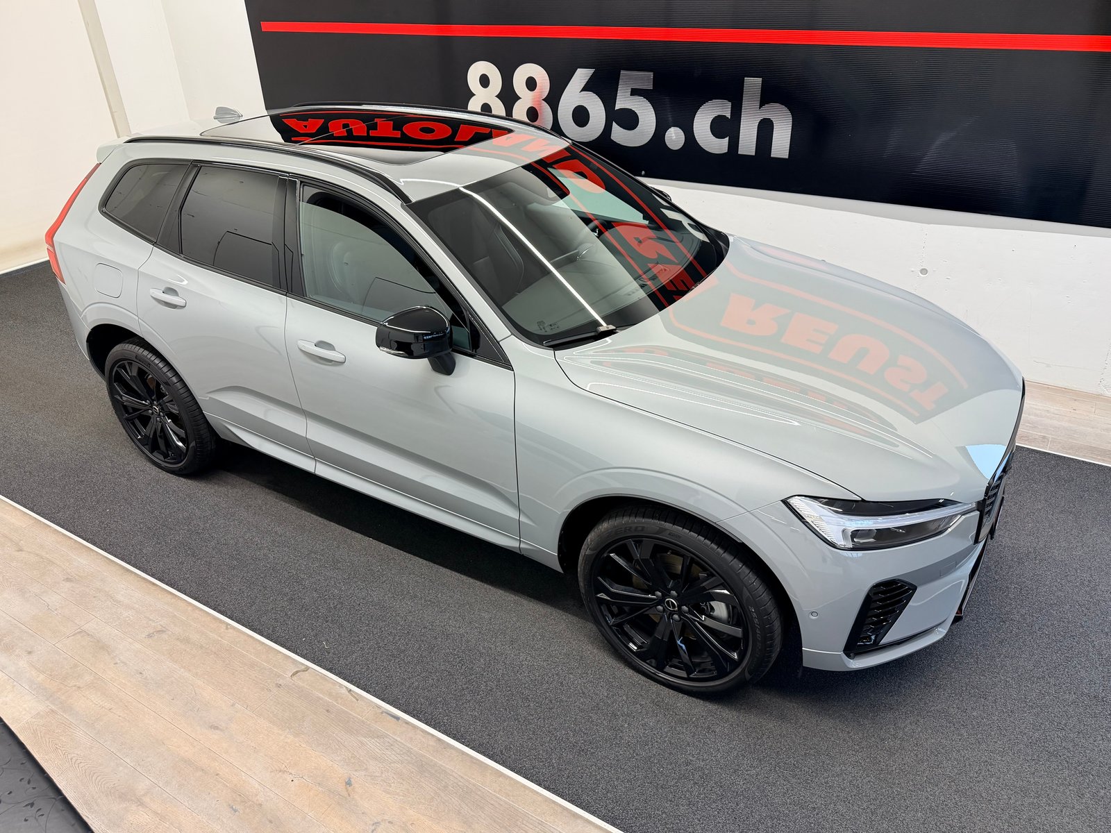 VOLVO XC60 T6 eAWD PluginHybrid Black Edition Geartronic, Hybride Rechargeable Essence/Électricité, Occasion / Utilisé, Automatique - 5