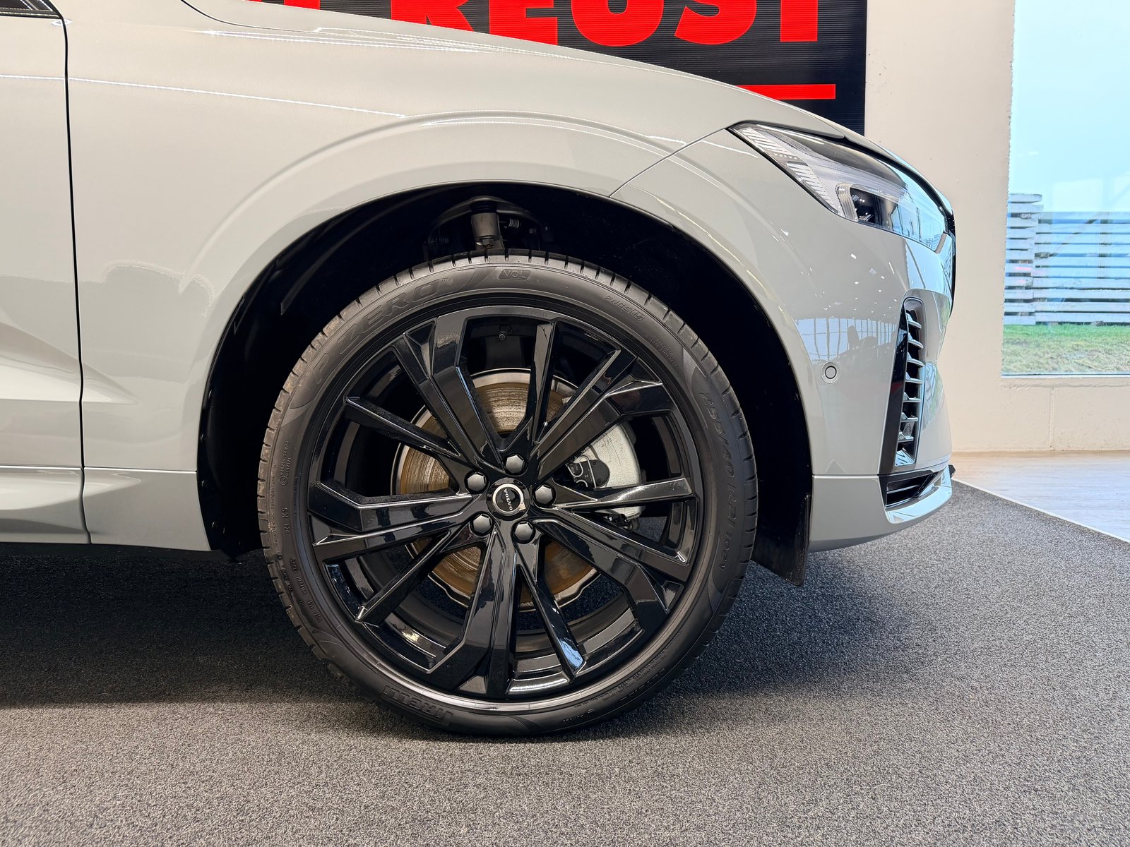 VOLVO XC60 T6 eAWD PluginHybrid Black Edition Geartronic, Hybride Rechargeable Essence/Électricité, Occasion / Utilisé, Automatique - 6