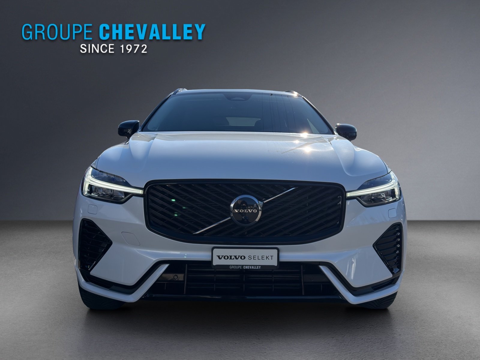 VOLVO XC60 T8 eAWD PluginHybrid Plus Dark Geartronic, Hybride Rechargeable Essence/Électricité, Occasion / Utilisé, Automatique - 2