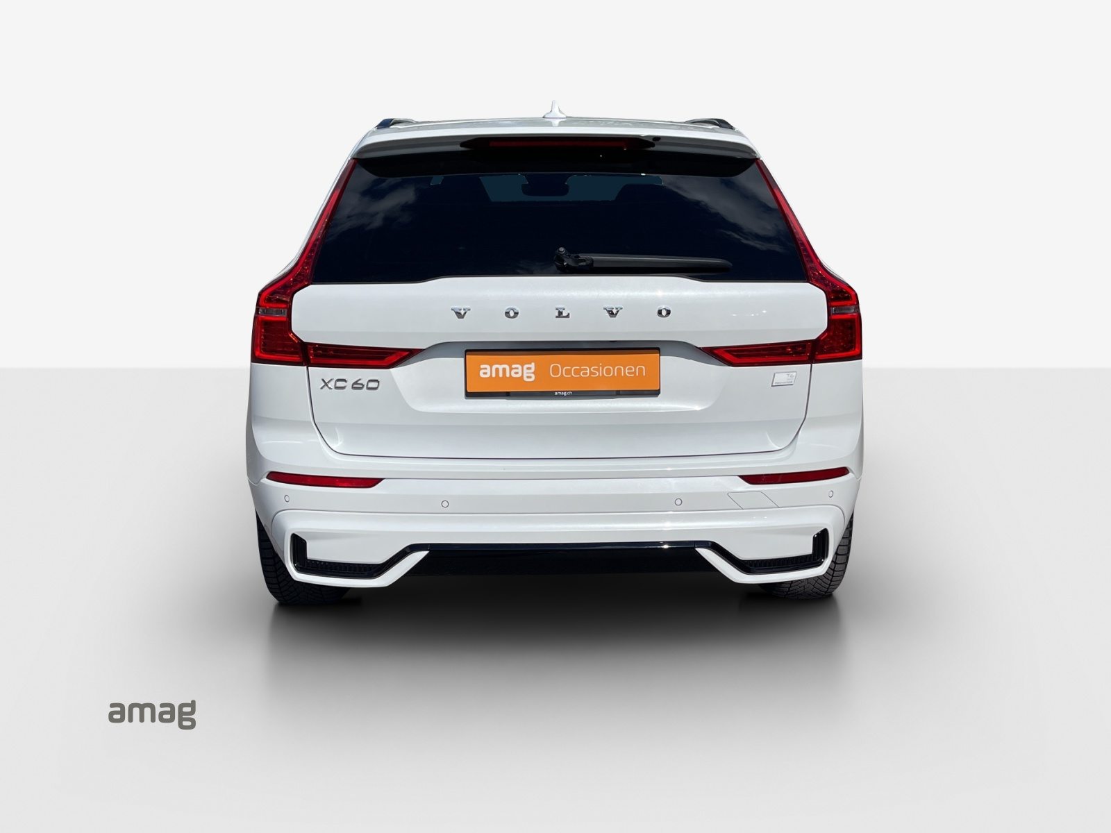 VOLVO XC60 T6 eAWD R-Design, Essence, Occasion / Utilisé, Automatique - 4
