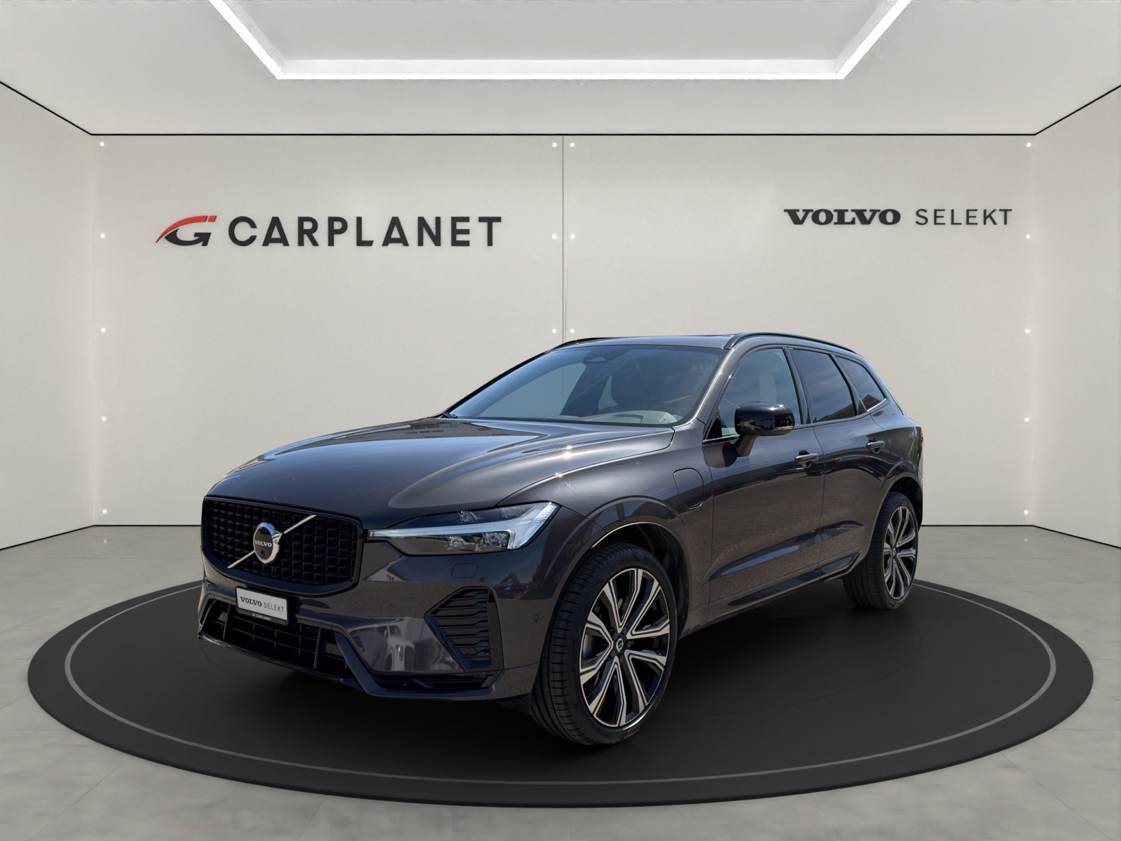 VOLVO XC60 2.0 T6 TE R-Design eAWD