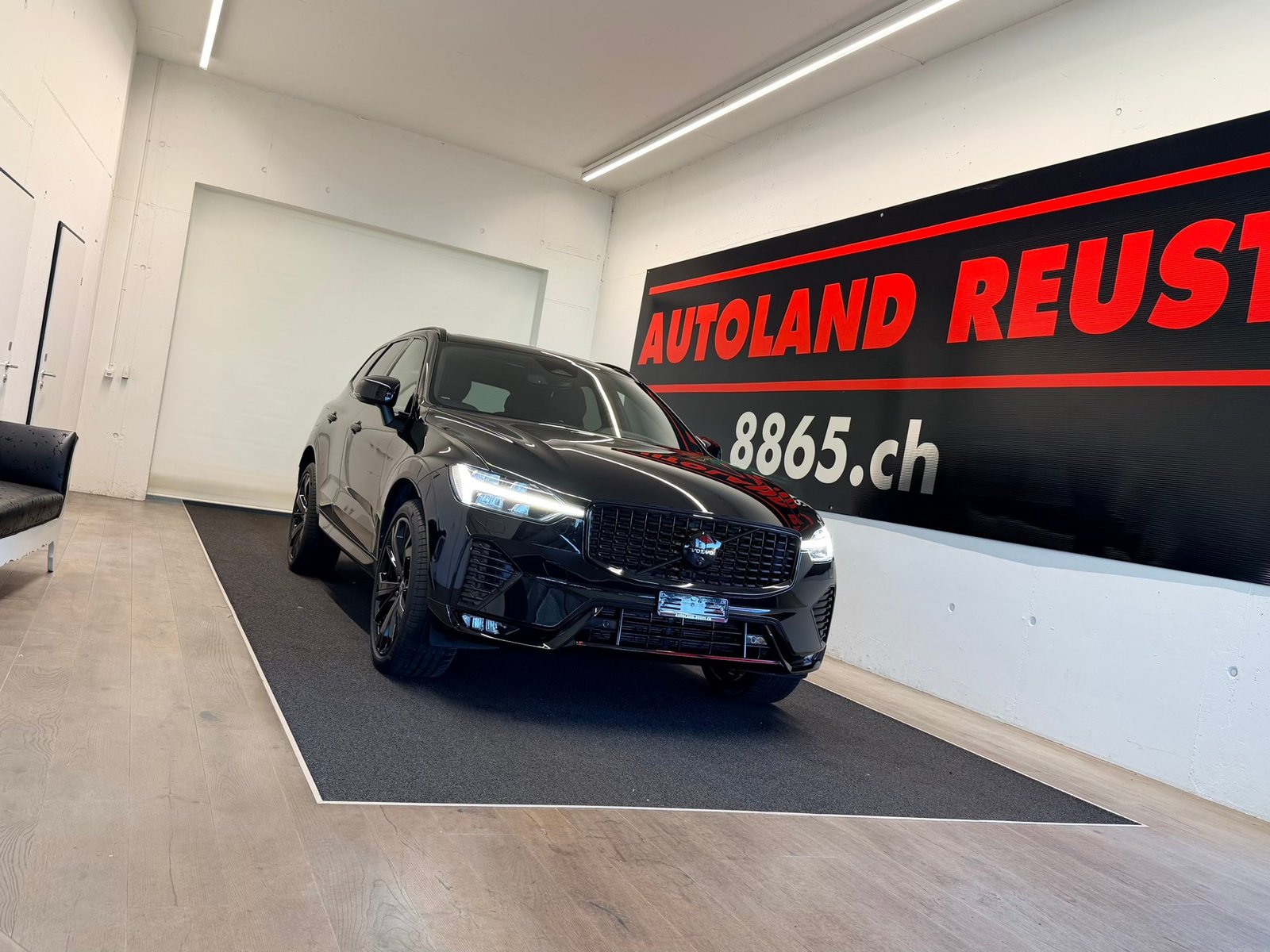 VOLVO XC60 B5 Benzin Mild Hybrid AWD Black Edition Geartroni
