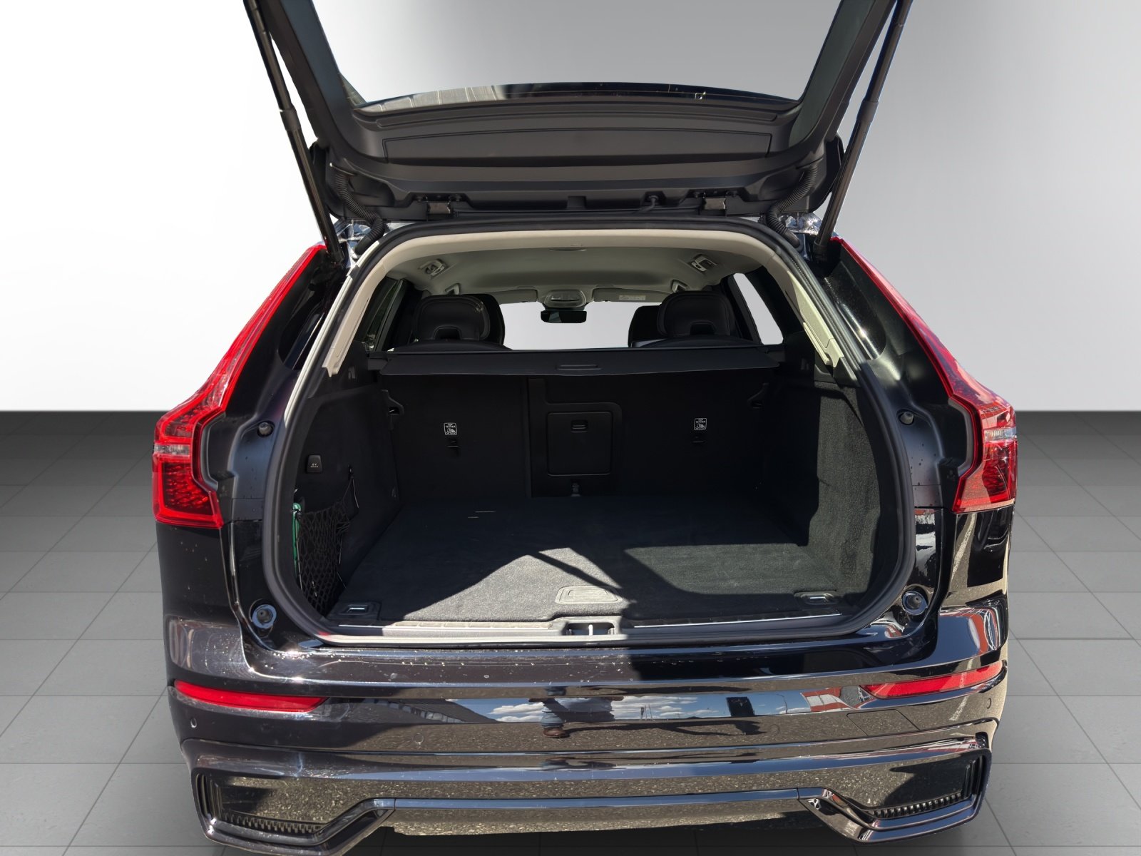 VOLVO XC60 T8 eAWD Plus Dark, Hybride Rechargeable Essence/Électricité, Occasion / Utilisé, Automatique - 5