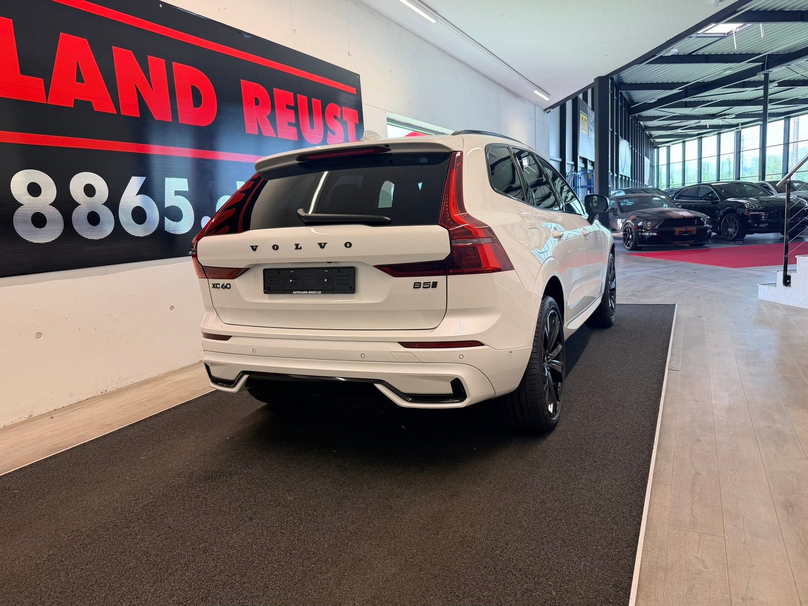 VOLVO XC60 B5 Benzin Mild Hybrid AWD Black Edition Geartroni, Benzina, Occasioni / Usate, Automatico - 6
