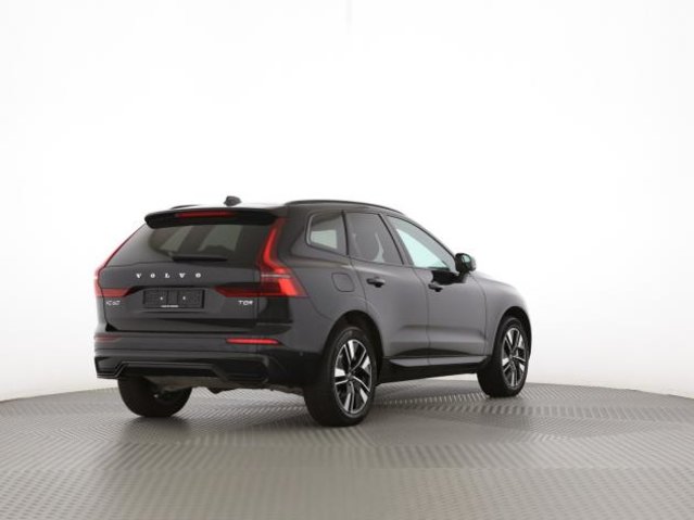 VOLVO XC60 T8 eAWD PluginHybrid Plus Dark Geartronic, Hybride Rechargeable Essence/Électricité, Occasion / Utilisé, Automatique - 2