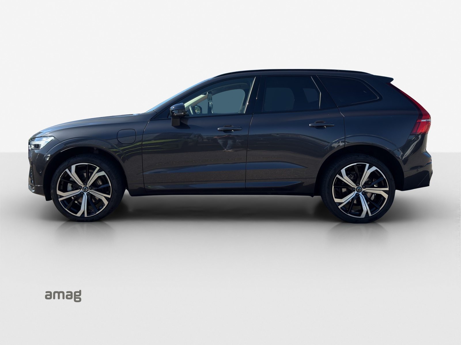 VOLVO XC60 T8 eAWD Ultim Dark, Full-Hybrid Petrol/Electric, Second hand / Used, Automatic - 2