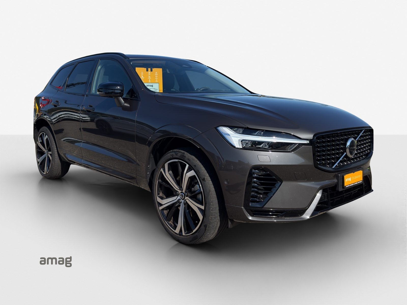 VOLVO XC60 T8 eAWD Ultim Dark, Full-Hybrid Petrol/Electric, Second hand / Used, Automatic - 6