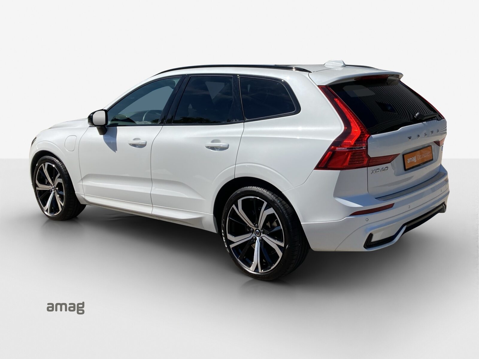 VOLVO XC60 T8 eAWD R-Design, Essence, Occasion / Utilisé, Automatique - 3