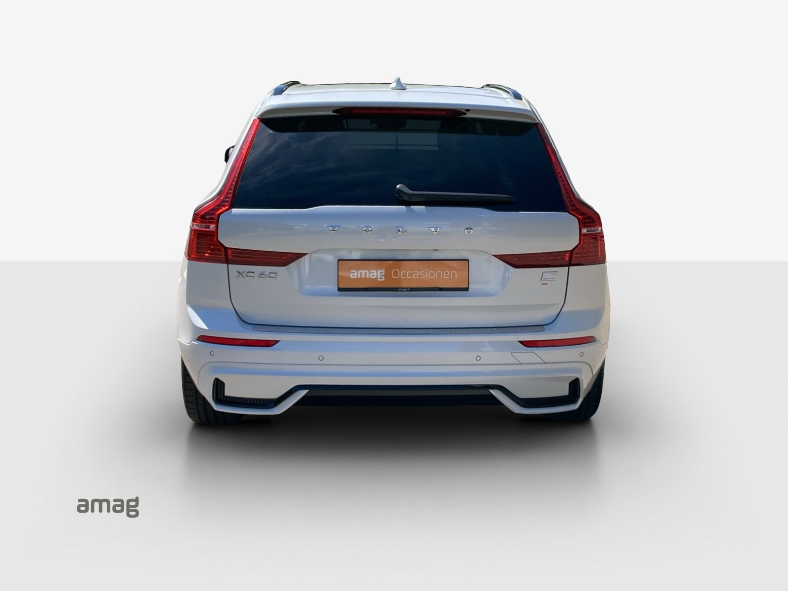 VOLVO XC60 T8 eAWD R-Design, Essence, Occasion / Utilisé, Automatique - 5