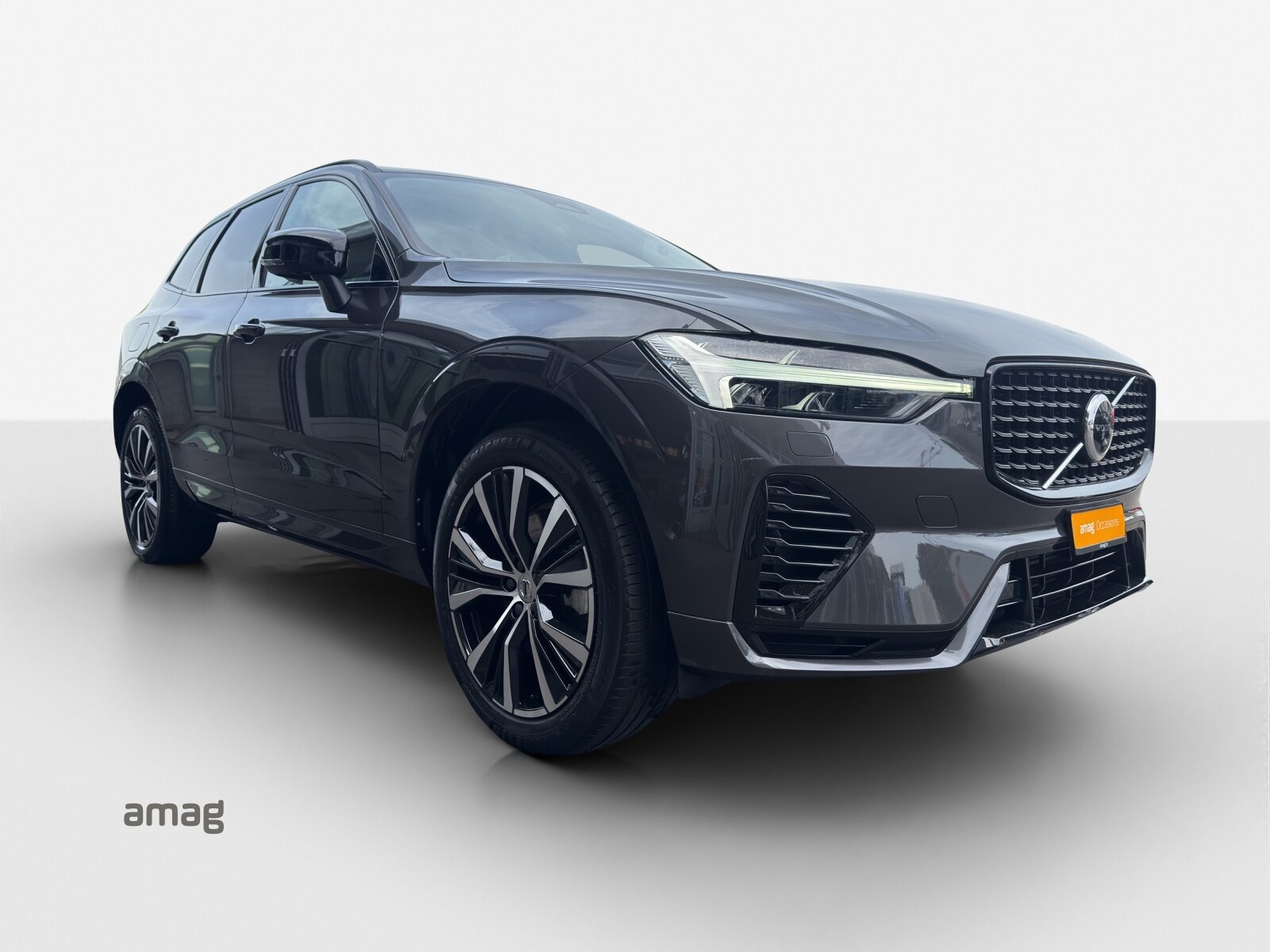VOLVO XC60 T6 eAWD Ultim Dark, Benzin, Occasion / Gebraucht, Automatik - 7