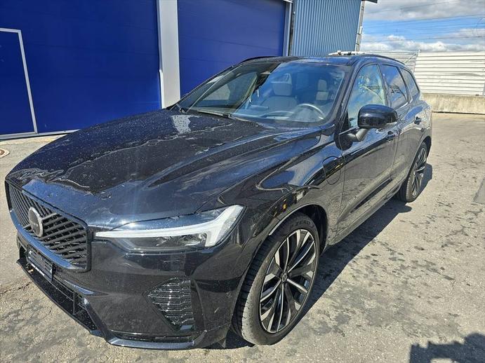 VOLVO XC60 T8 eAWD PluginHybrid Black Edition Geartronic, Plug-in-Hybrid Benzin/Elektro, Occasion / Gebraucht, Automatik