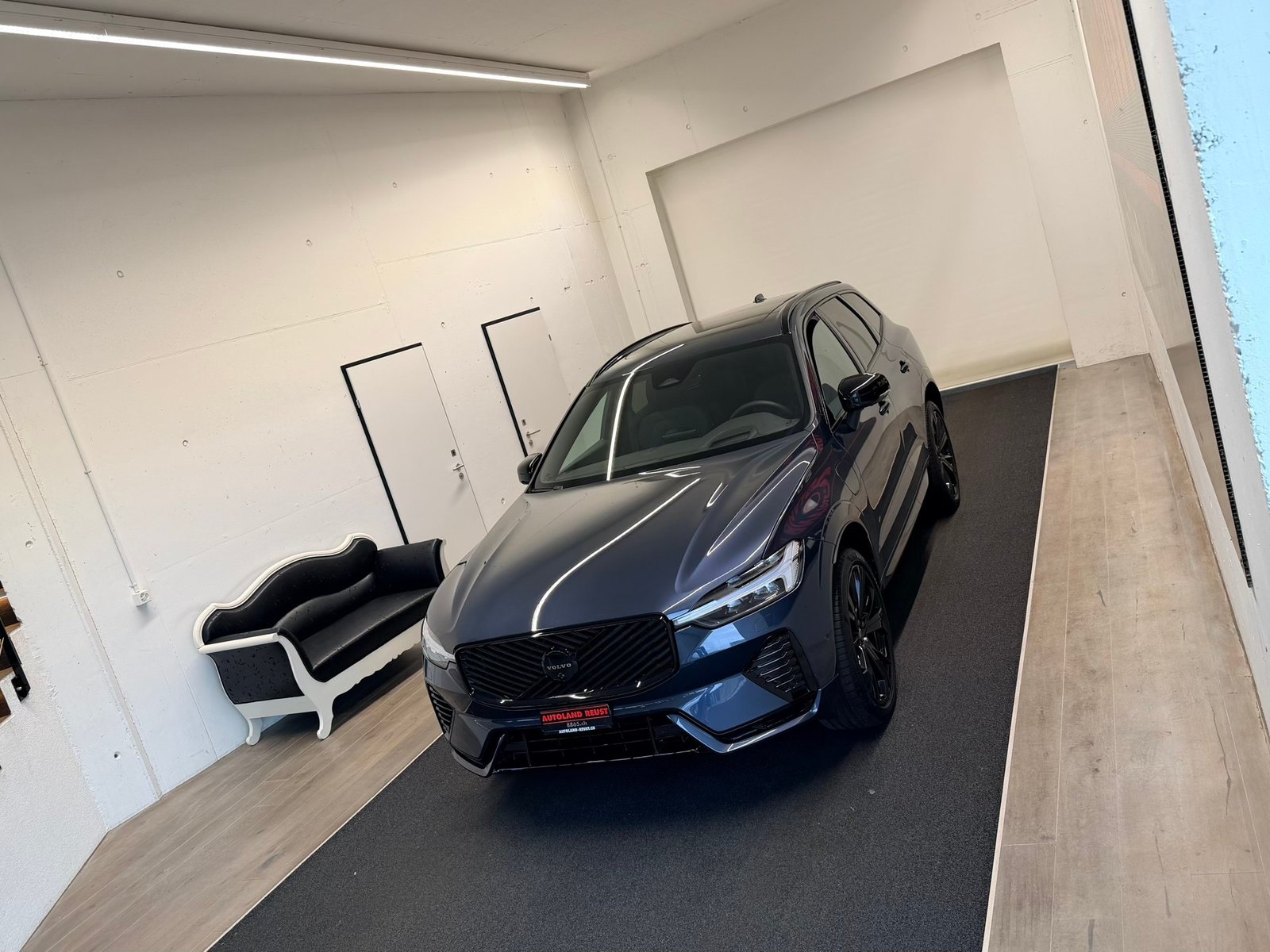 VOLVO XC60 T8 eAWD PluginHybrid Black Ed. Ultra Geartronic, Plug-in-Hybrid Benzin/Elektro, Vorführwagen, Automatik - 4