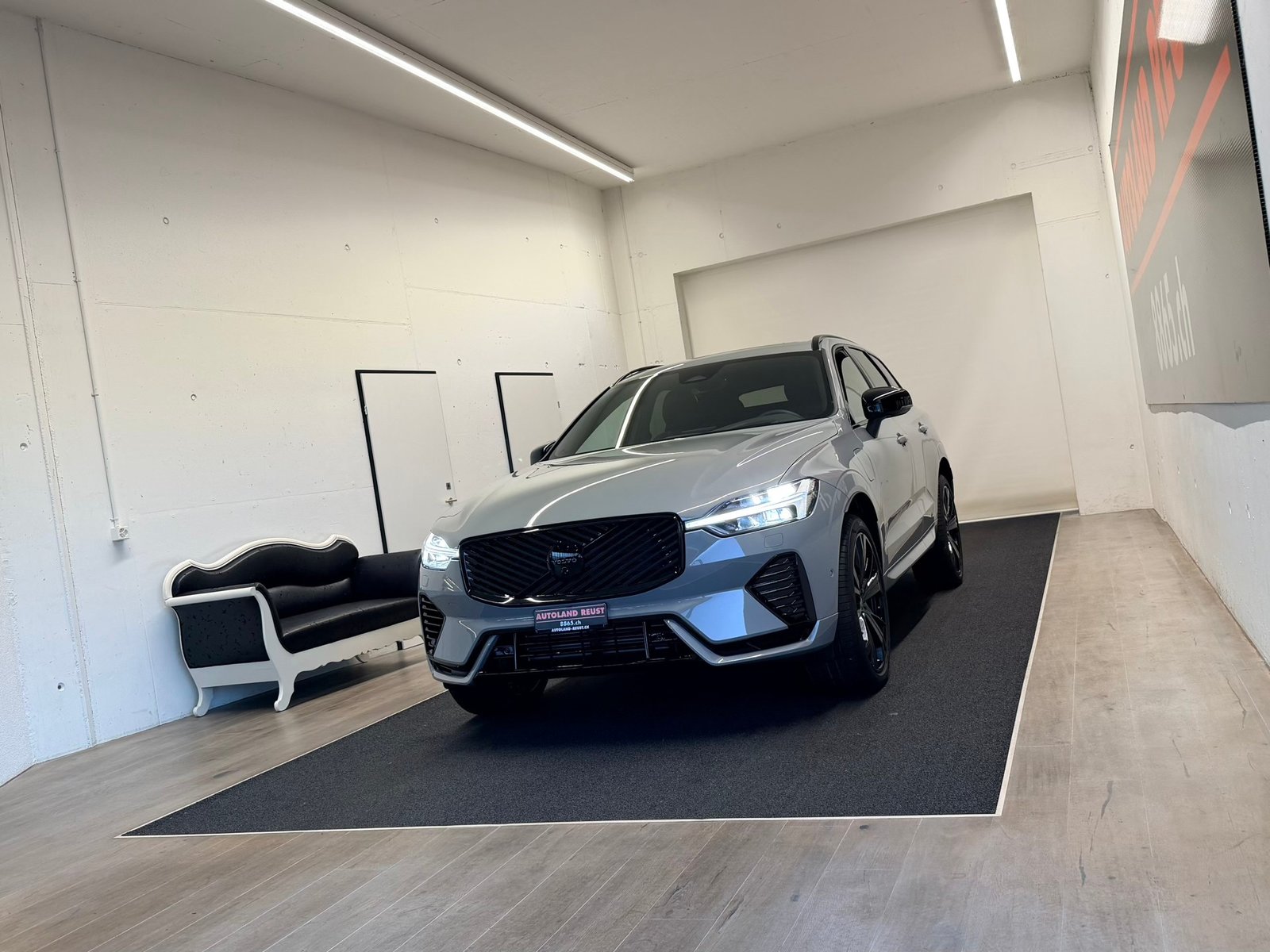 VOLVO XC60 T8 eAWD PluginHybrid Black Ed. Ultra Geartronic, Hybride Rechargeable Essence/Électricité, Voiture de démonstration, Automatique - 3