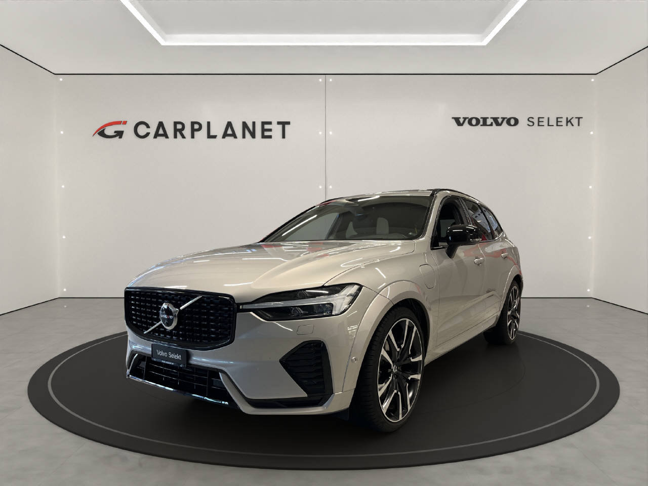 VOLVO XC60 T8 eAWD R-Design