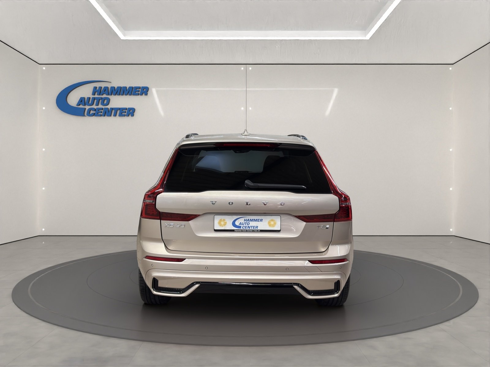 VOLVO XC60 2.0 T8 TE Ultra Dark eAWD, Plug-in-Hybrid Benzina/Elettrica, Auto nuove, Automatico - 4