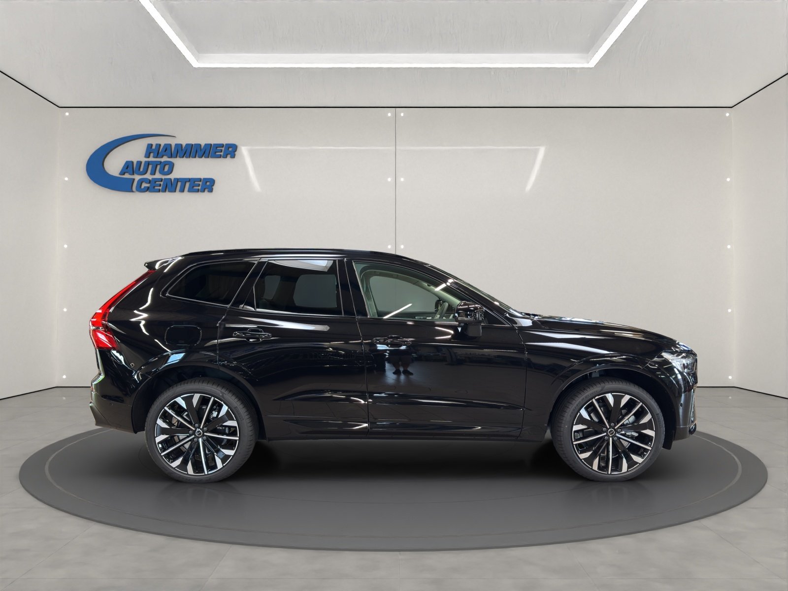 VOLVO XC60 2.0 T8 TE Ultra Dark eAWD, Plug-in-Hybrid Petrol/Electric, New car, Automatic - 6