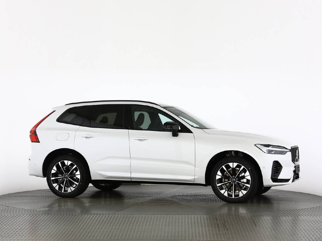 VOLVO XC60 2.0 T6 TE Plus Dark eAWD, Hybride Rechargeable Essence/Électricité, Voiture nouvelle, Automatique - 7