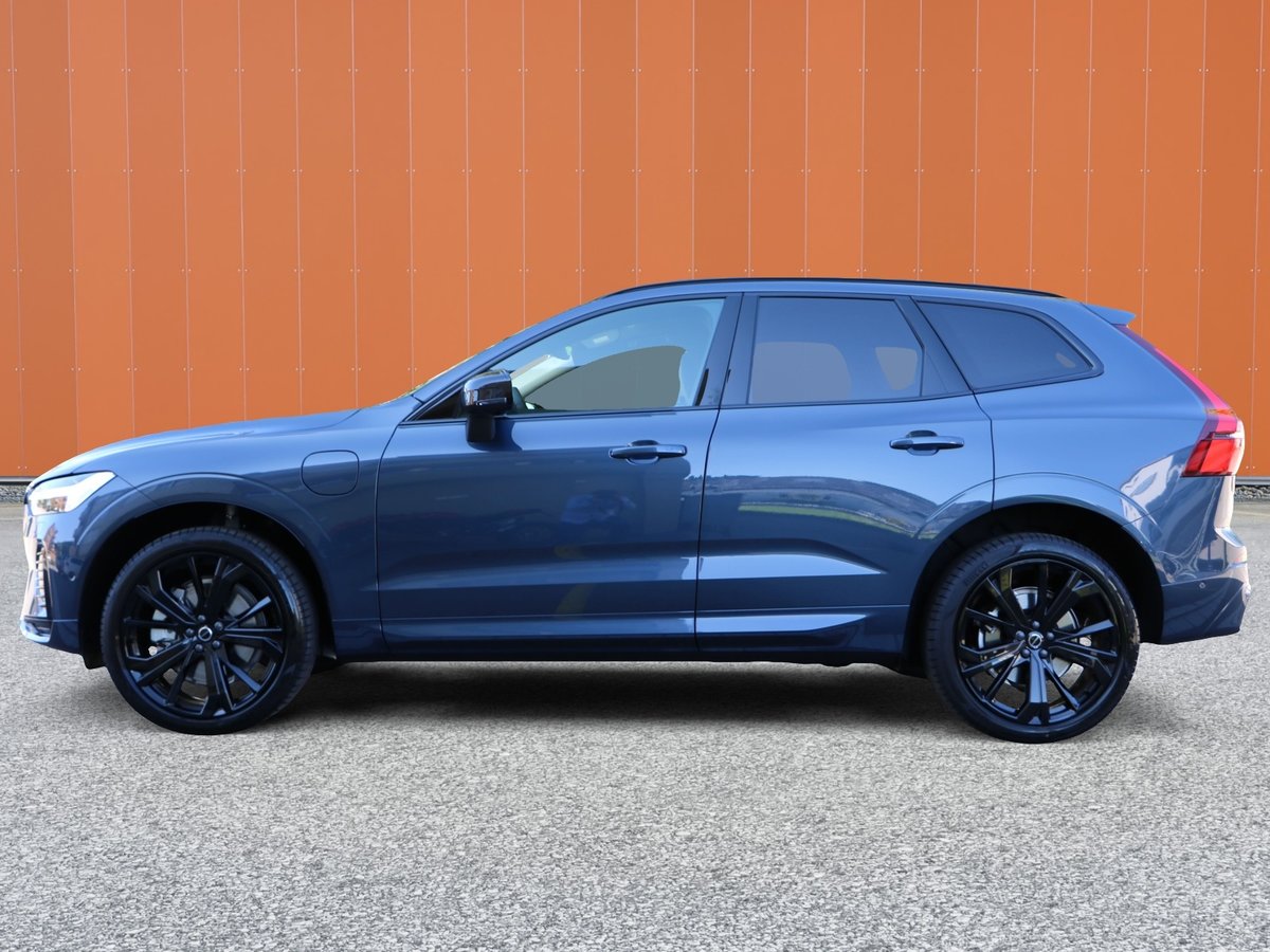 VOLVO XC60 T6 eAWD PluginHybrid Plus Dark Geartronic, Hybride Rechargeable Essence/Électricité, Voiture nouvelle, Automatique - 4
