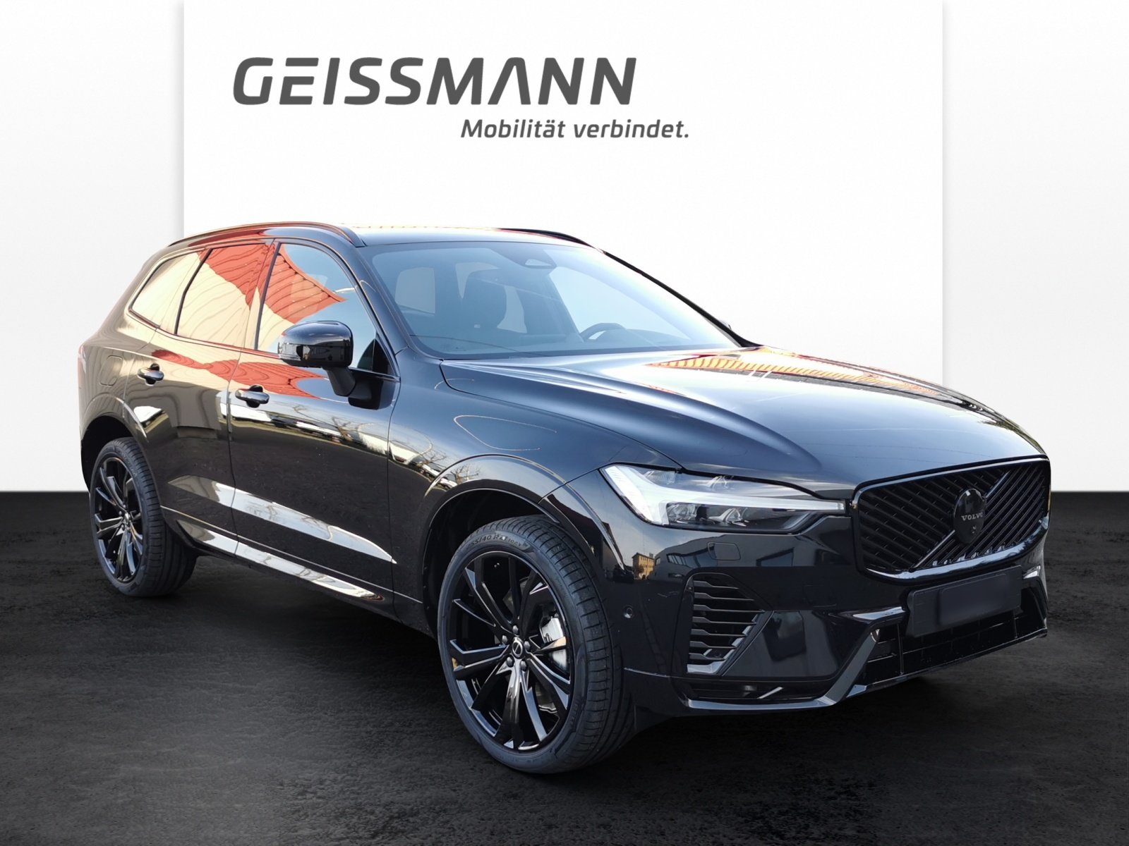 VOLVO XC60 2.0 T8 TE Black Edition eAWD, Plug-in-Hybrid Benzina/Elettrica, Auto nuove, Automatico - 2