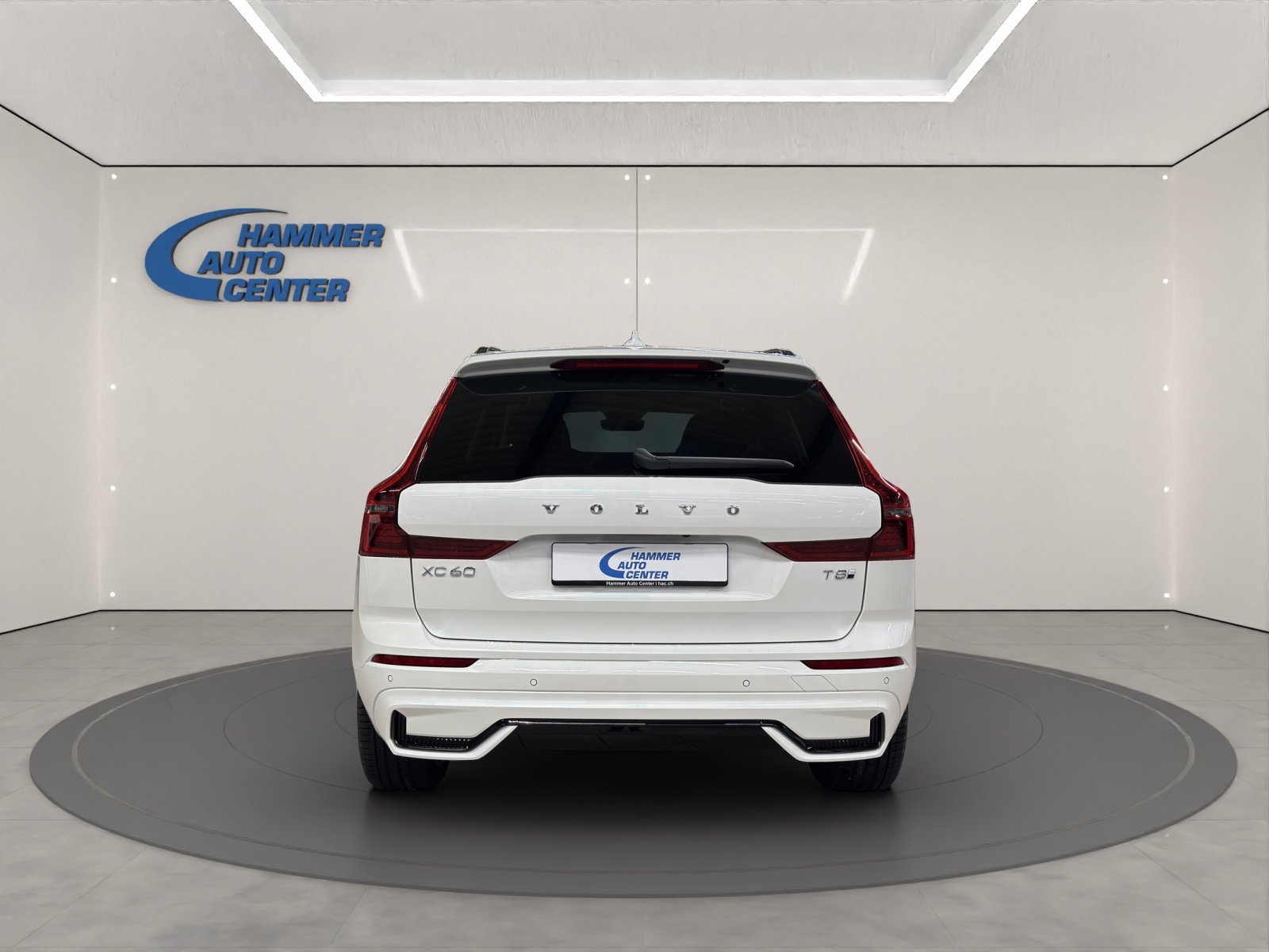 VOLVO XC60 2.0 T8 TE Ultra Dark eAWD, Plug-in-Hybrid Benzina/Elettrica, Auto nuove, Automatico - 4