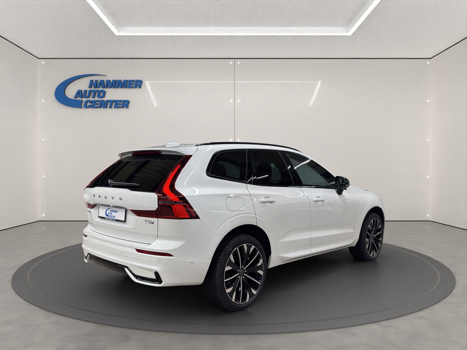 VOLVO XC60 2.0 T8 TE Ultra Dark eAWD, Plug-in-Hybrid Benzina/Elettrica, Auto nuove, Automatico - 5