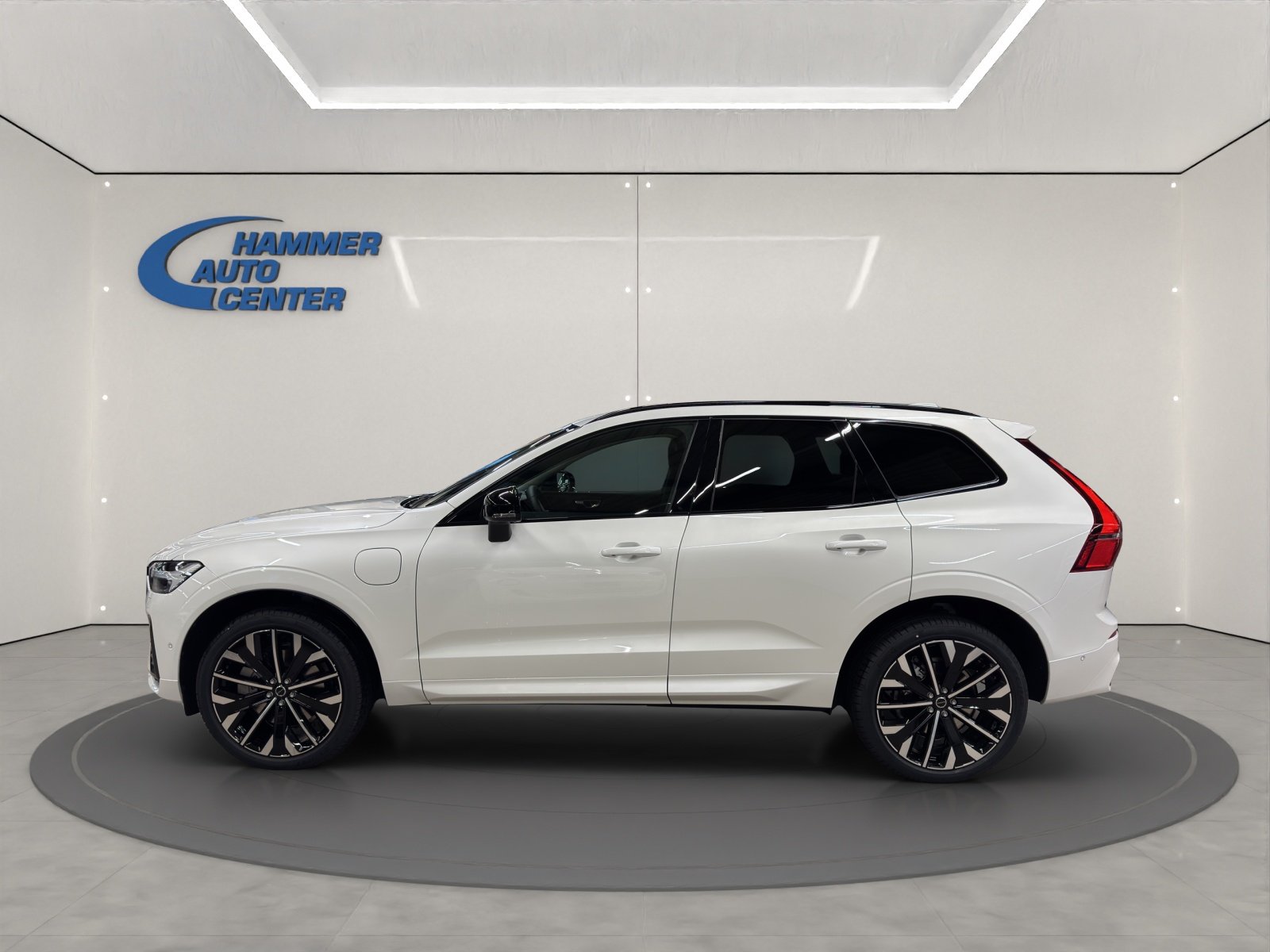 VOLVO XC60 2.0 T8 TE Ultra Dark eAWD, Plug-in-Hybrid Benzin/Elektro, Neuwagen, Automatik - 2