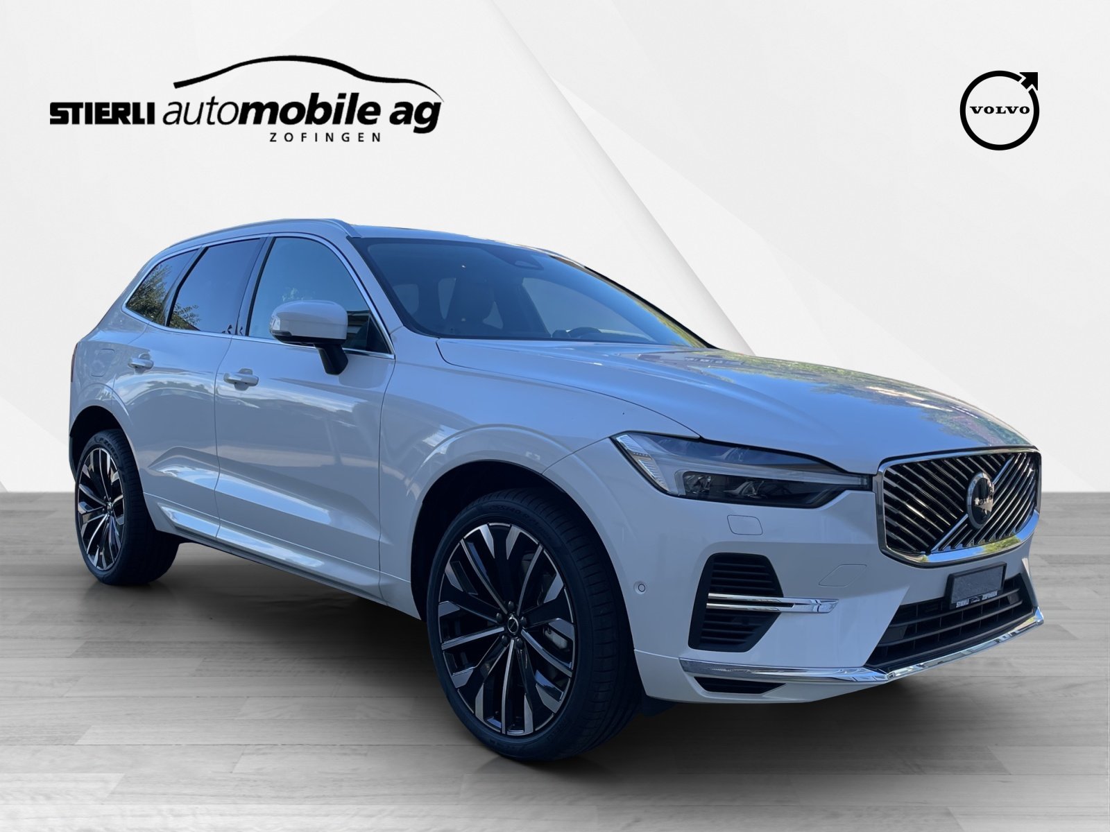 VOLVO XC60 2.0 T8 TE Ultra Bright eAWD, Plug-in-Hybrid Benzina/Elettrica, Auto nuove, Automatico - 3