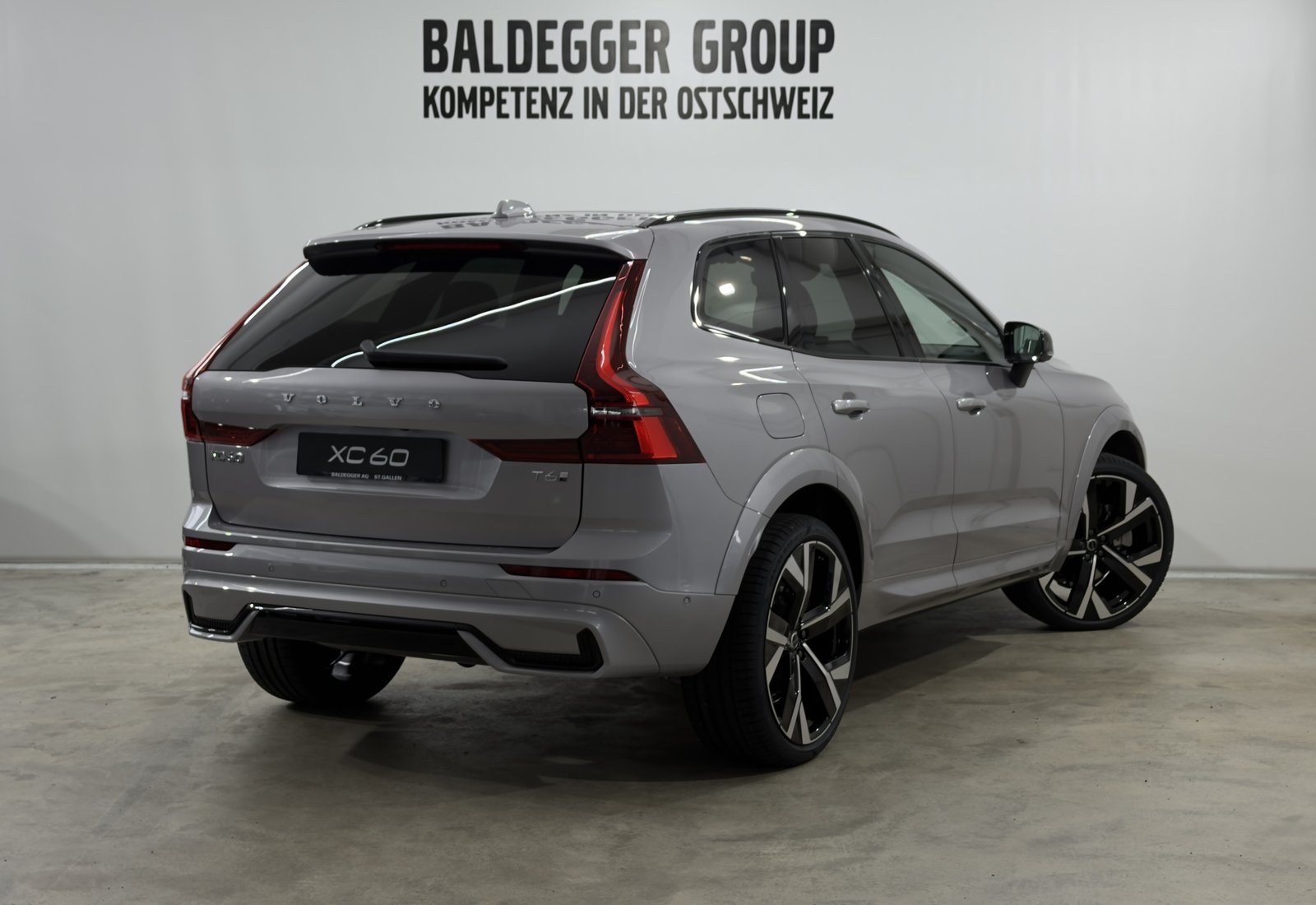 VOLVO XC60 2.0 T6 TE Ultra Dark eAWD, Hybride Intégral Essence/Électricité, Voiture nouvelle, Automatique - 3