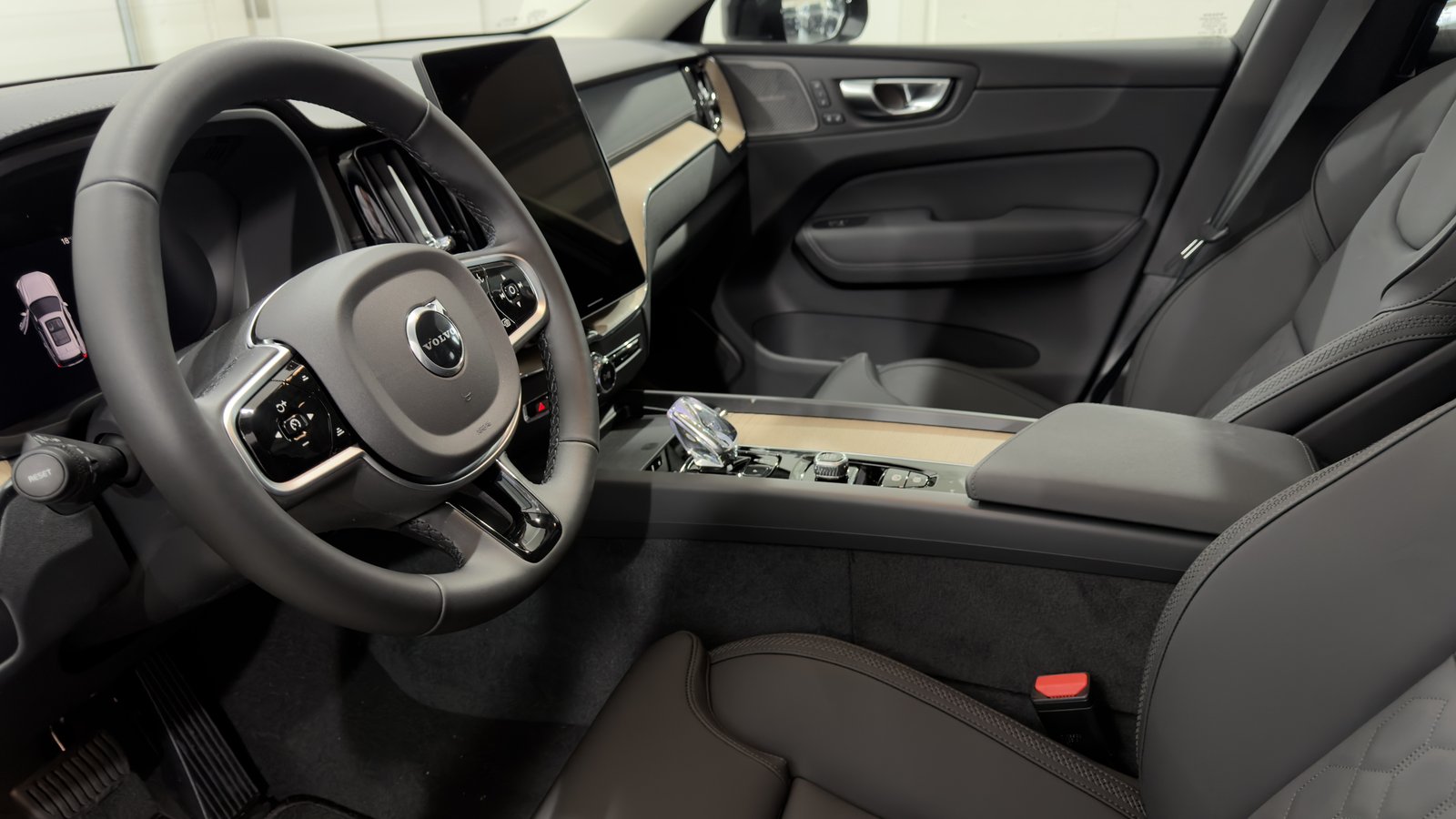 VOLVO XC60 2.0 T6 TE Ultra Dark eAWD, Hybride Intégral Essence/Électricité, Voiture nouvelle, Automatique - 4